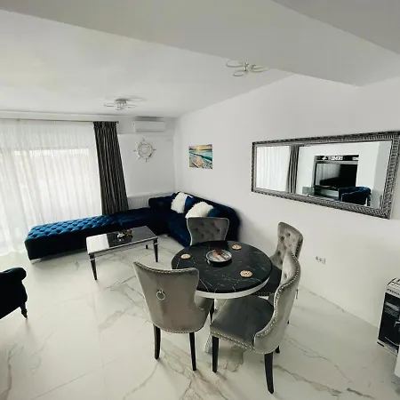 Deep Blue Mamaia Nord Apartament